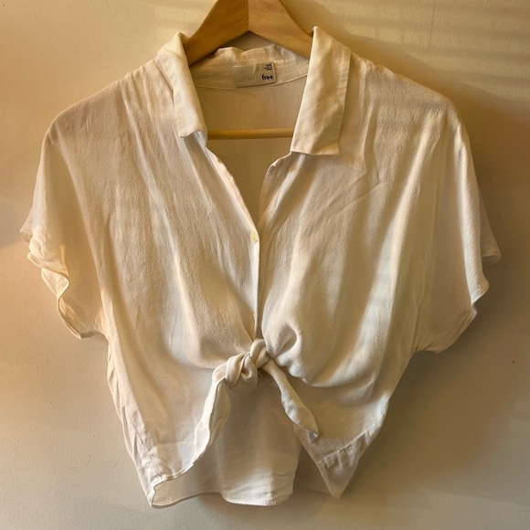 Wilfred Aritzia Semi Cropped Tie Button Up Top XXS - Picture 1 of 8
